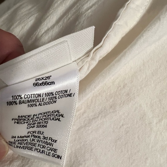 Anthropology, king ruffle duvet with 3 uti shams - Picture 8 of 13